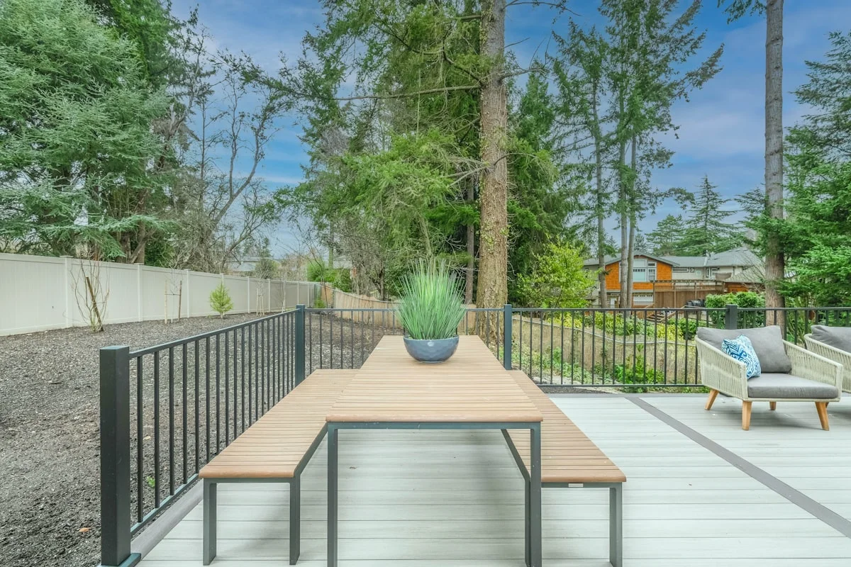 Deck with outdoor furniture in Lithonia GA